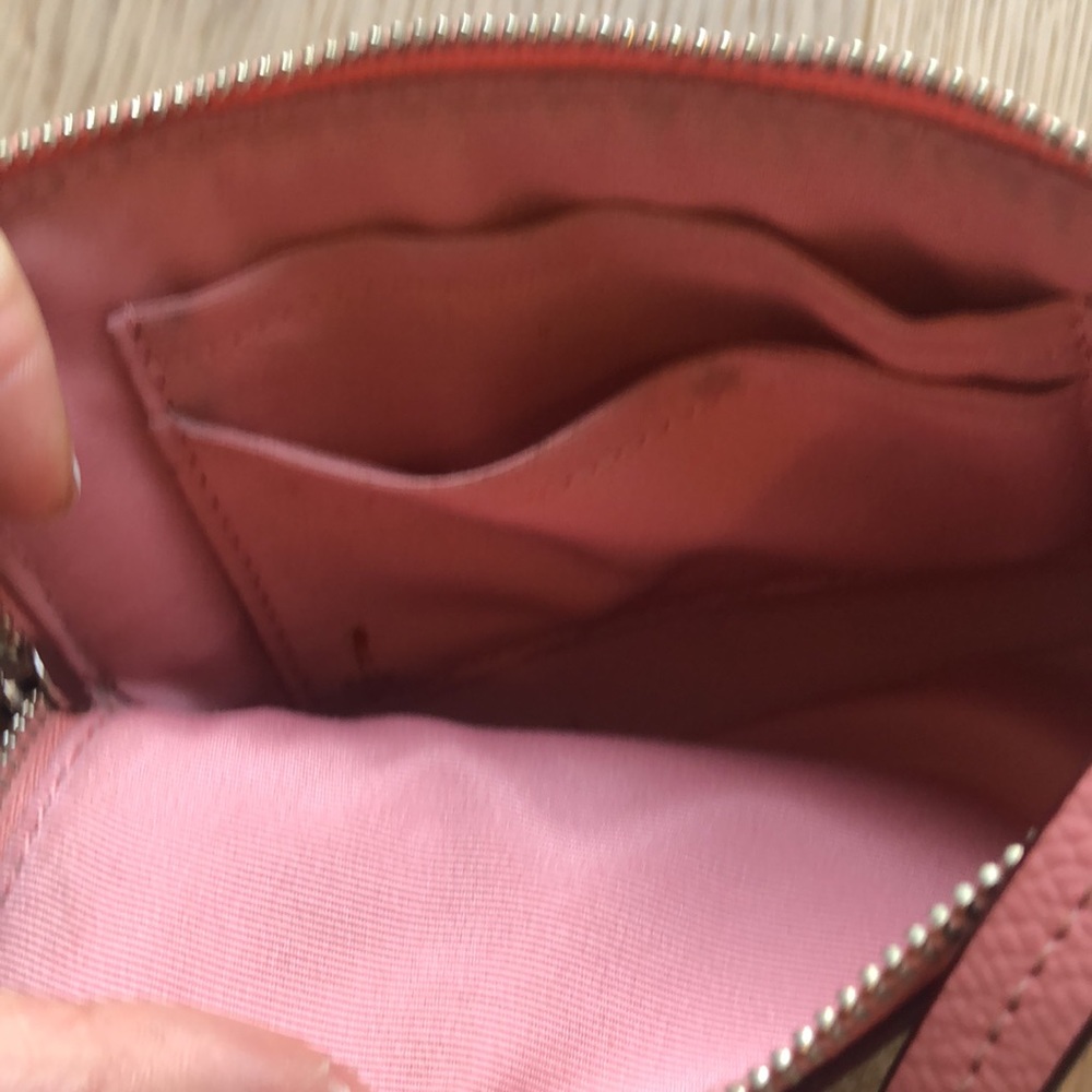 Coach wristlet - Picture 8 of 8